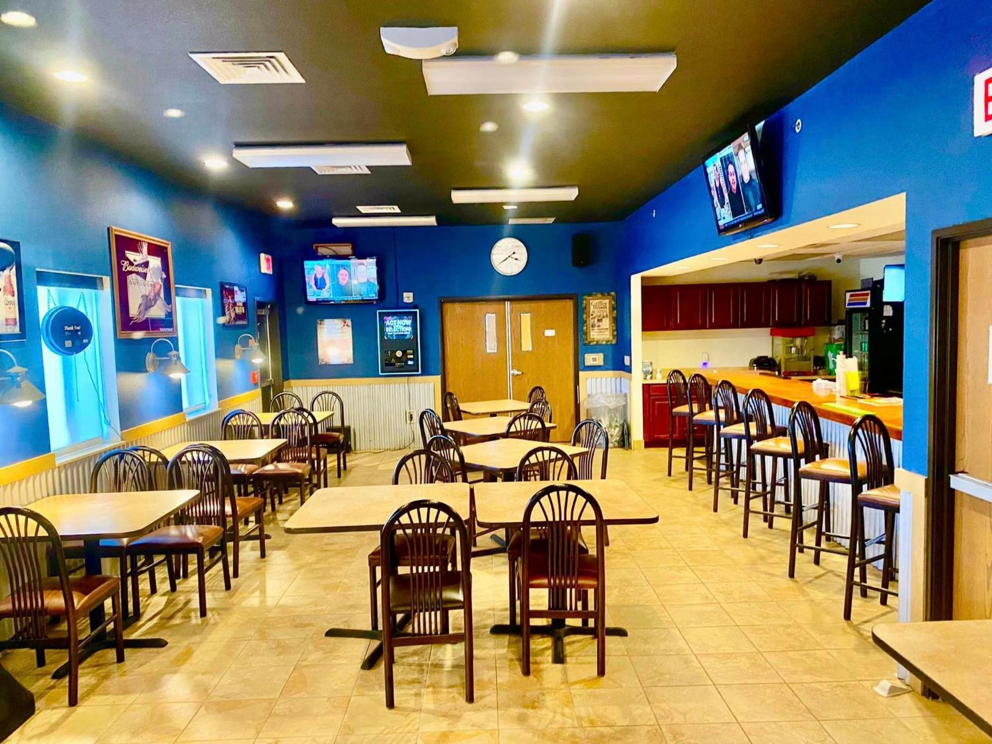 Park View Inn & Suites Hoisington Near Great Bend Extérieur photo
